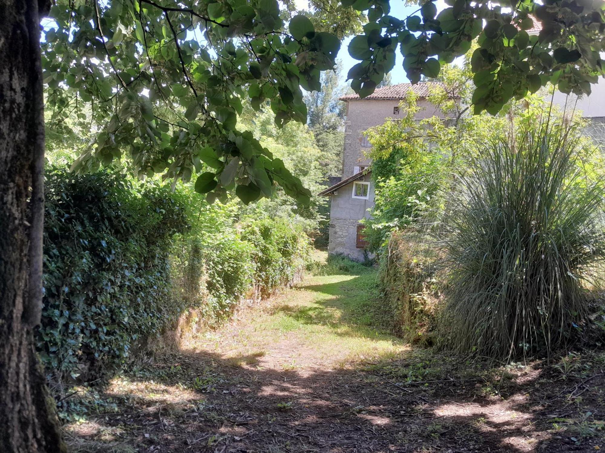 Le Refuge Du Cele Studio Paisible Jardin Et Riviere Figeac Exterior photo